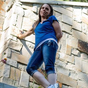 Meet your Posher, Elaine